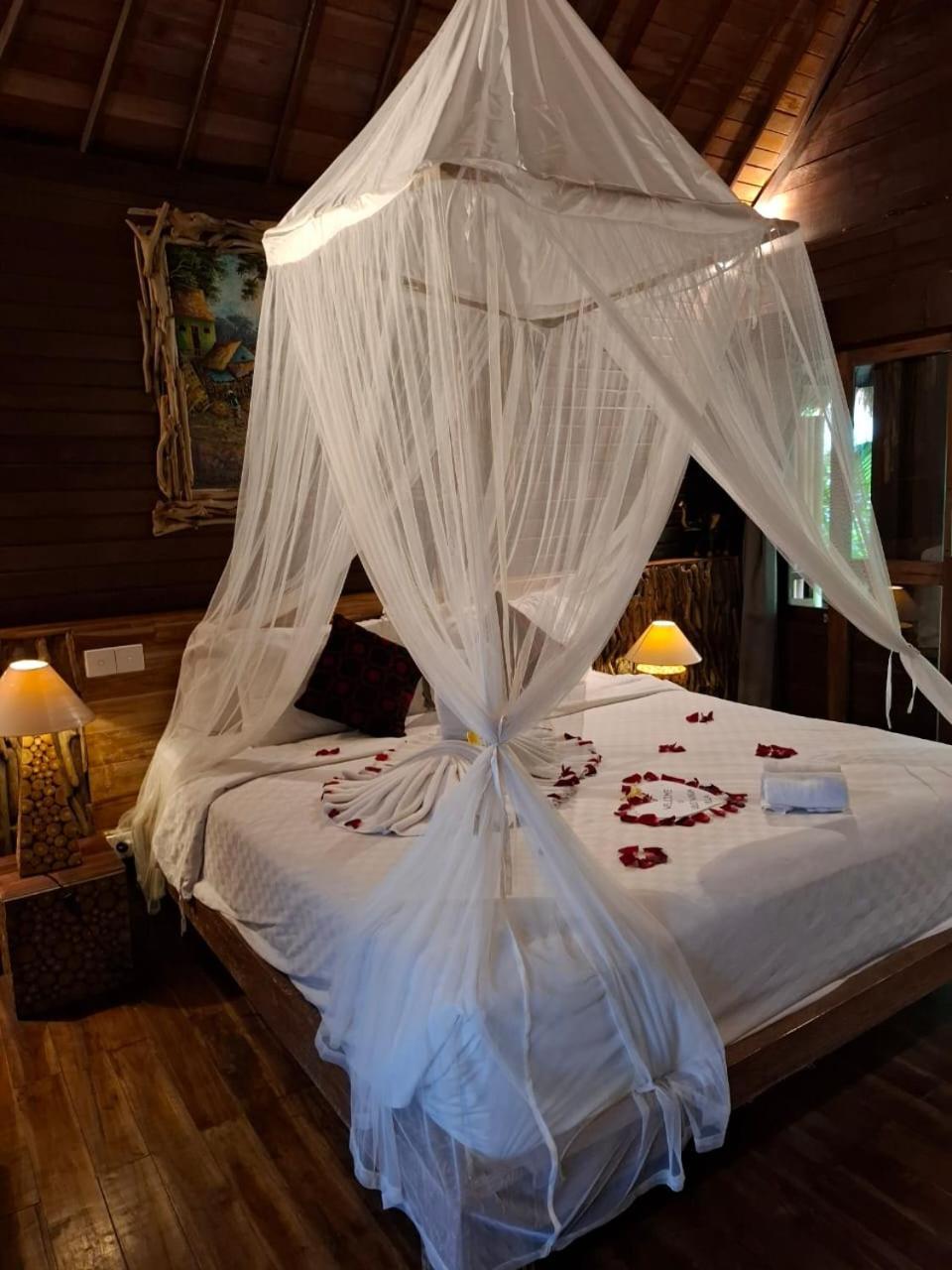Ubud Virgin Villa ภายนอก รูปภาพ